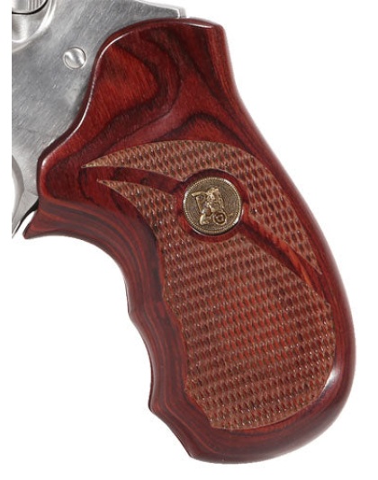 Pachmayr Laminated Wood Grips - Ruger Sp101 Rosewood Checkered